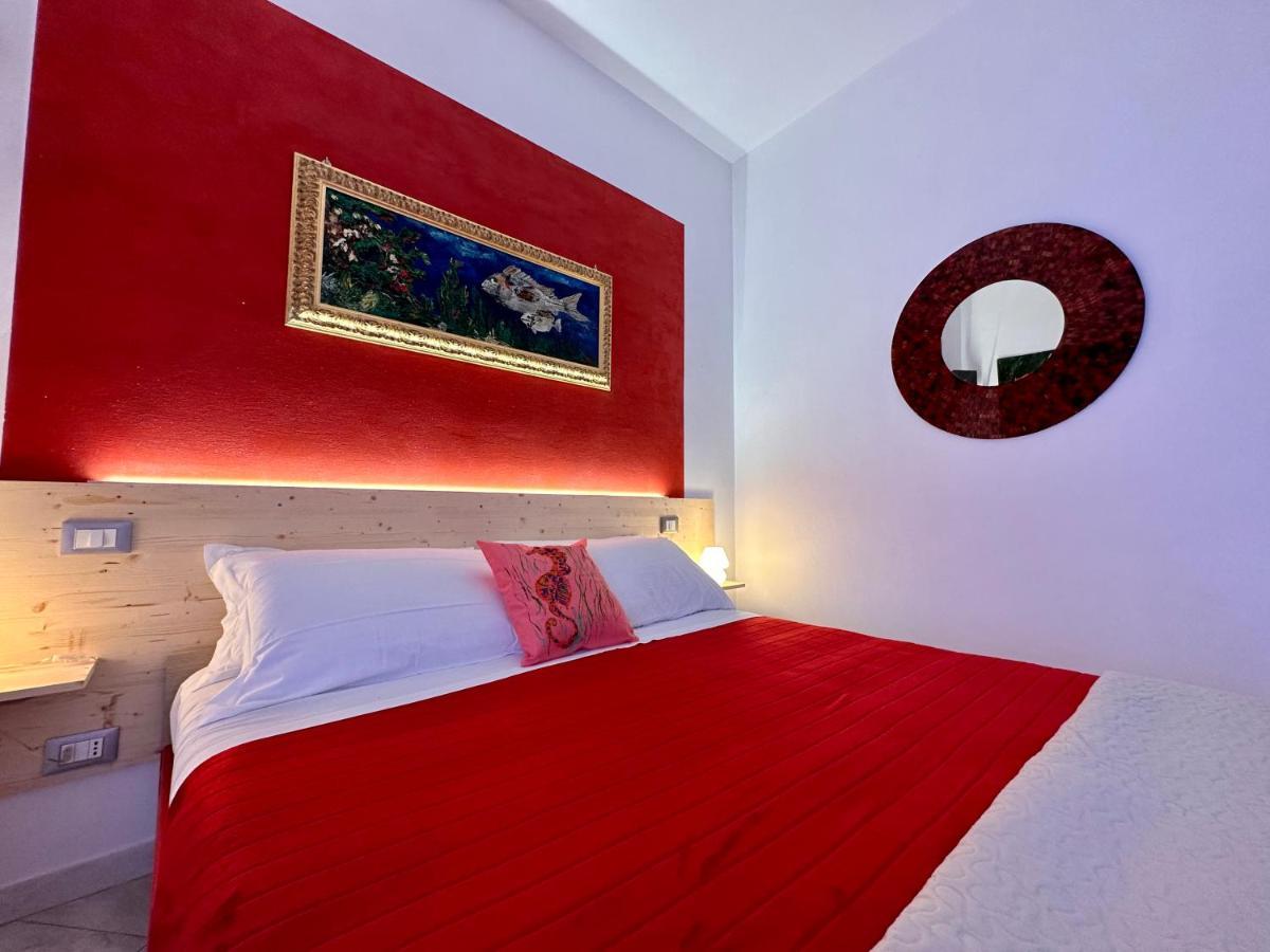 Casa Del Palombaro Hotel Le Grazie  Bagian luar foto