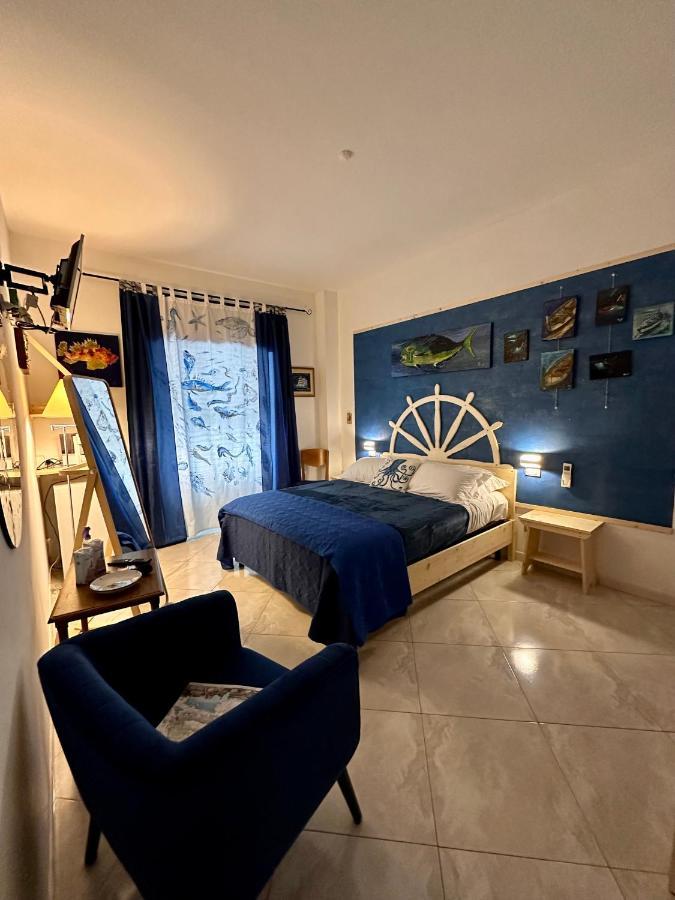 Casa Del Palombaro Hotel Le Grazie  Bagian luar foto
